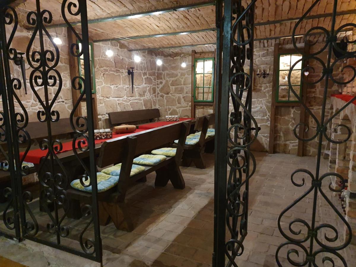 Casa Zara Apartman Fertőmeggyes Kültér fotó